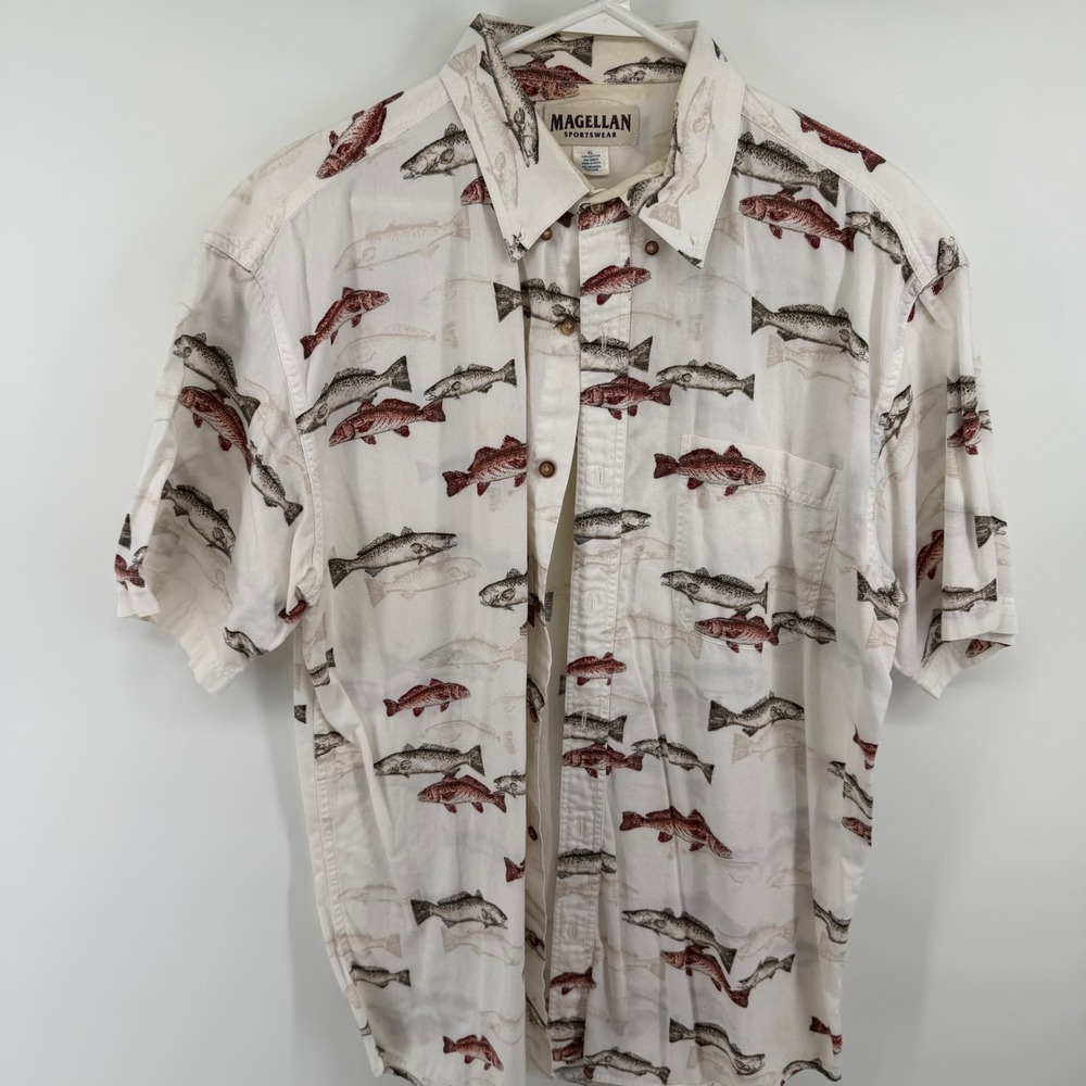 Magellan Sportswear Mens XL Fish Print Shirt White Red Cotton Button Down 135081